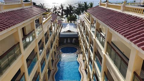 Boracay Golden Phoenix Hotel .